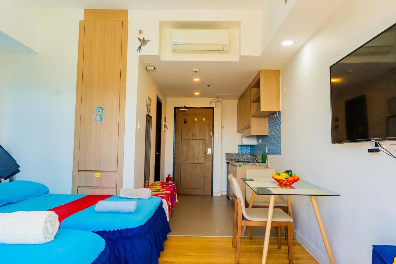 Oceanfront At Arterra, Fast Wifi, Nflix, Kitchen - H Or L Villa Lapu-Lapu City Esterno foto